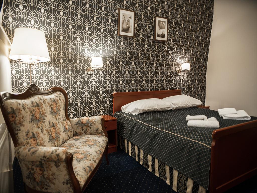 Noce I Dnie Hotel Konstancin-Jeziorna Room photo